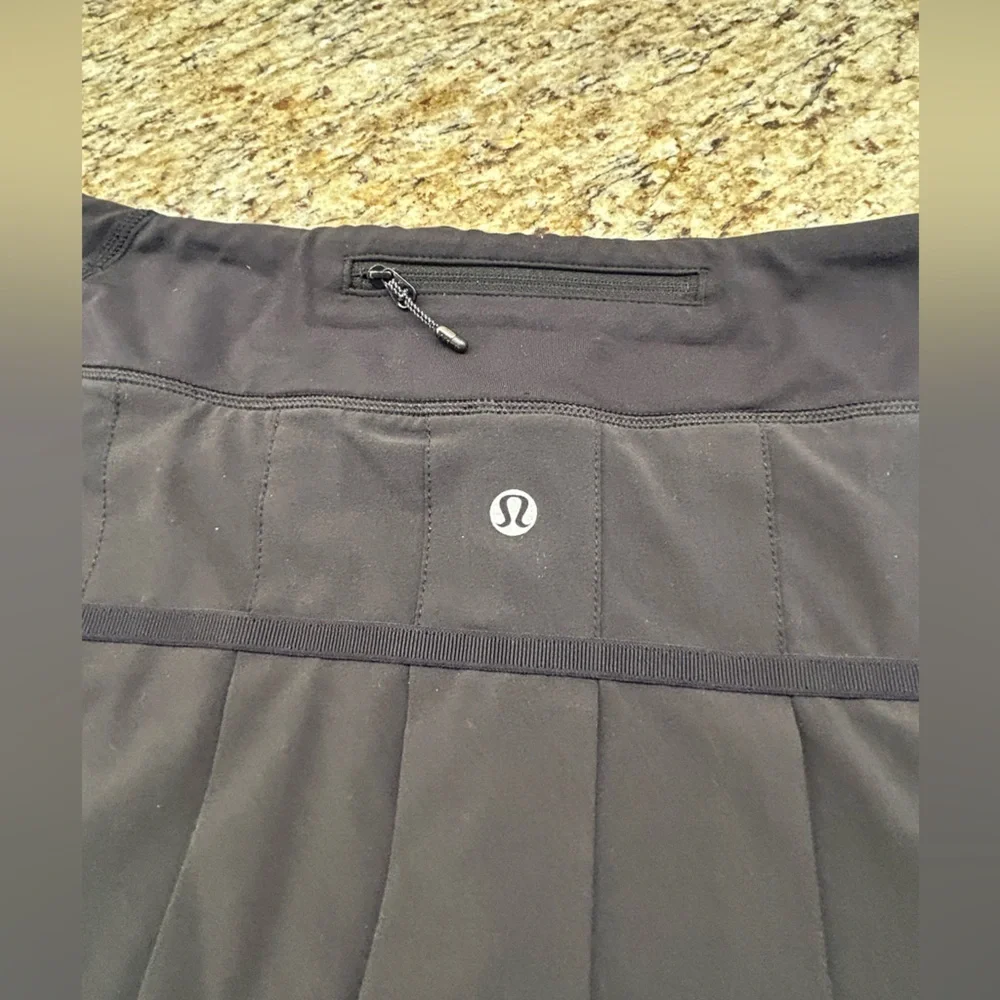 Lululemon pace rival skirt black size 8